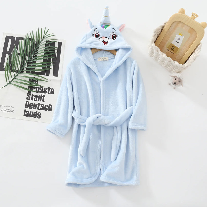 Süßer Einhorn Pyjama für kleine