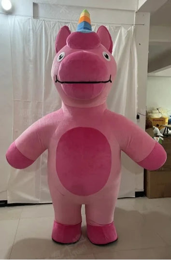 Aufblasbare lila und pinke Einhorn Schuhe für ein Maskottchen-Kostüm, passend für Erwachsene auf Partys und Events.