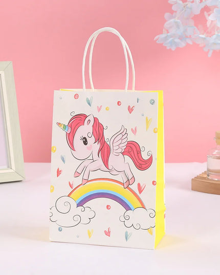Set aus 6 bunten Einhorn Geschenktüten aus Papier mit Regenbogen-Motiv, ideal für kleine Geschenke auf Kinderfesten.