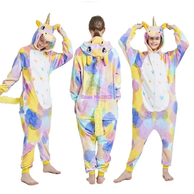 Dein kuscheliger Einhorn Onesie Panda-Style!
