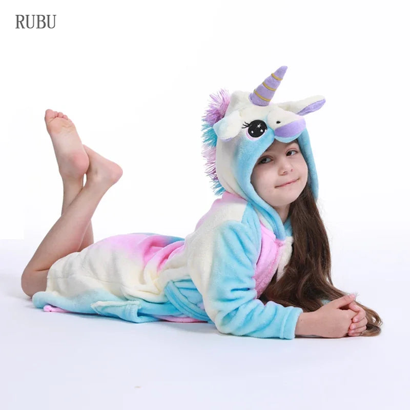 Kuscheliger Einhorn Pyjama für kleine Träumer