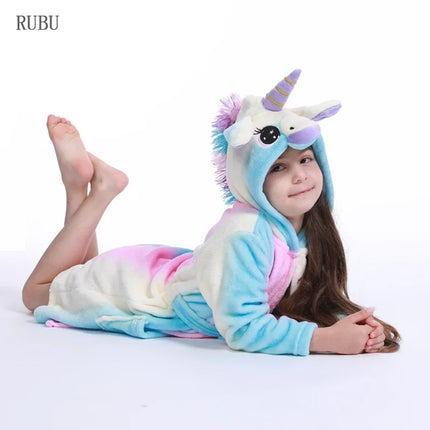 Einhorn Pyjama in Form eines grauen Wolfes für Kinder, mit Kapuze und weichem Flannel-Material