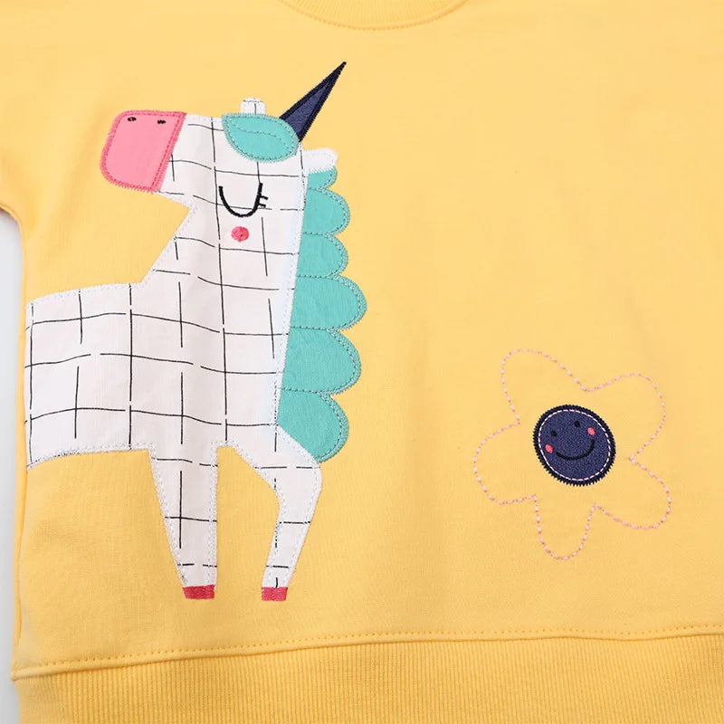 Dein Einhorn Pullover mit süßer Stickerei!
