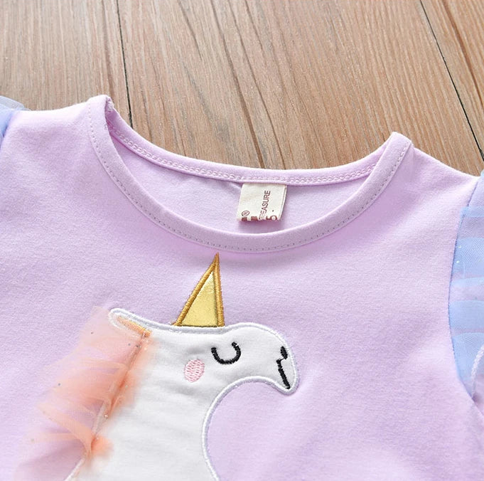 Dein bezauberndes Einhorn Kleid Lila Langarm!
