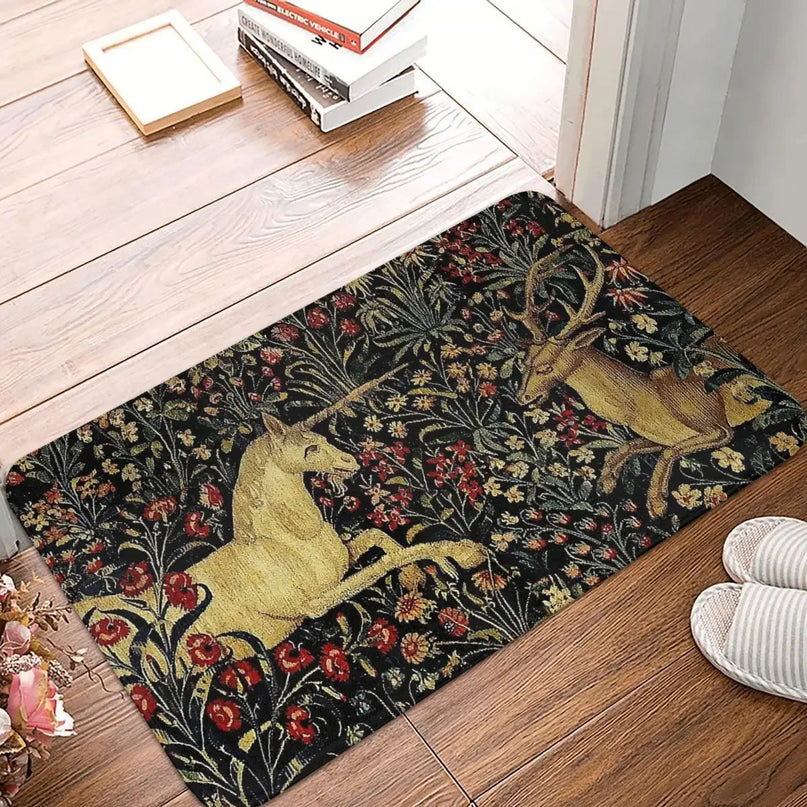 Einhorn Teppich im mittelalterlichen Stil mit Einhorn und dunklem Blumenmuster, antirutsch und weich