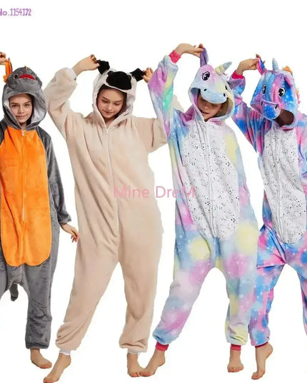 Dein kuscheliger Einhorn Onesie Panda-Style!