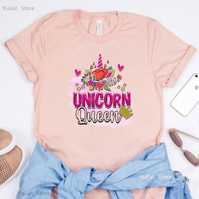 Entdecke dein magisches Einhorn T-Shirt!