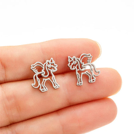 Silberne Einhorn Ohrringe mit süßen Pinguin-Motiven aus Edelstahl, die deinem Alltag einen Hauch von Magie verleihen.