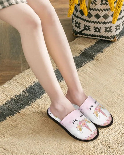 Kuschelige Einhorn Hausschuhe für dich!