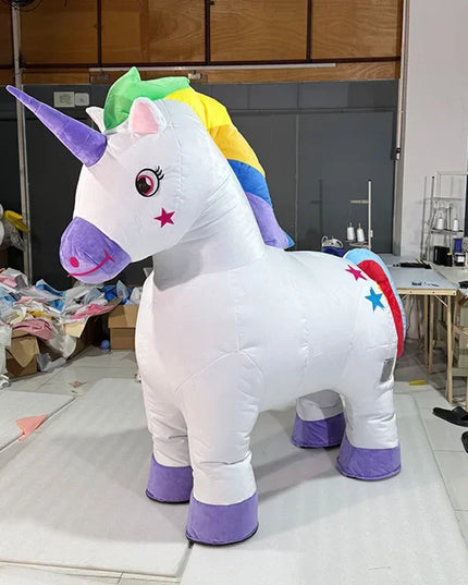 Gigantisch: Dein Aufblasbares Einhorn Kostuem