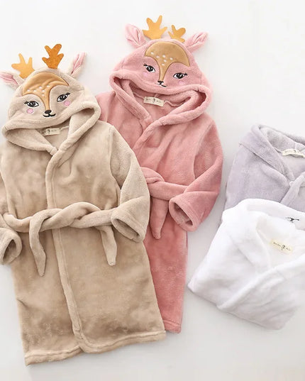 Süßer Einhorn Pyjama für kleine
