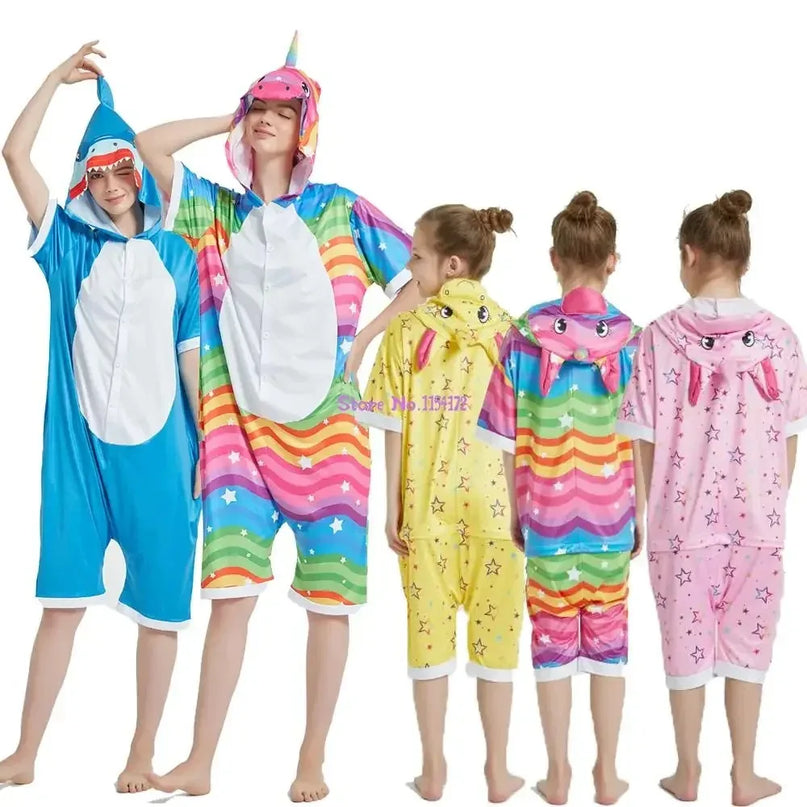 Dein kuscheliger Einhorn Onesie Panda-Style!