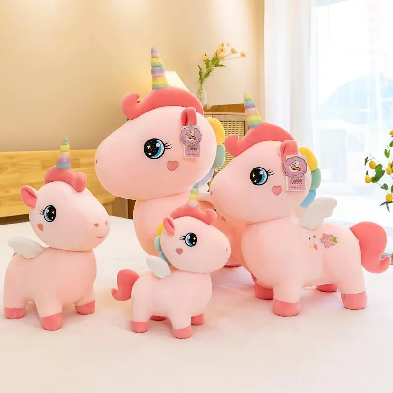 Niedliches pinkes Einhorn Plüschtier in 50cm, 40cm und 30cm, weich gestopft, perfekt für Kindergeburtstage.