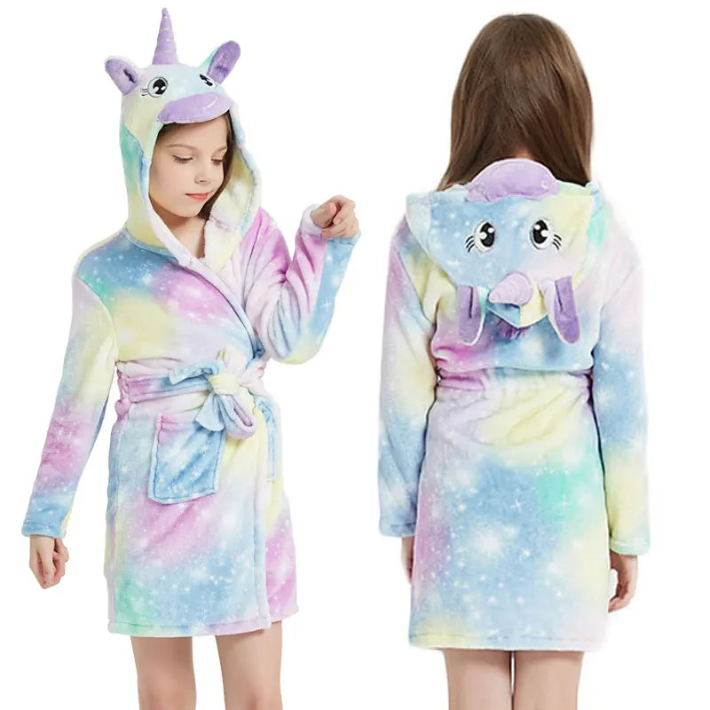 Fröhliche Einhorn Schuhe für bunte Träume