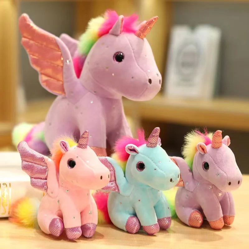 Kuscheliger Engel-Einhorn Plüsch-Anhänger in Weiß, weich gefüllt