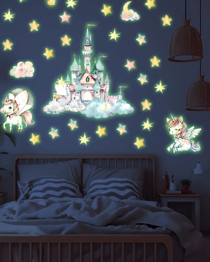 Einhorn Nachtlicht Wandsticker mit leuchtendem Schloss, Regenbogen und Sternen für ein magisches Kinderzimmer