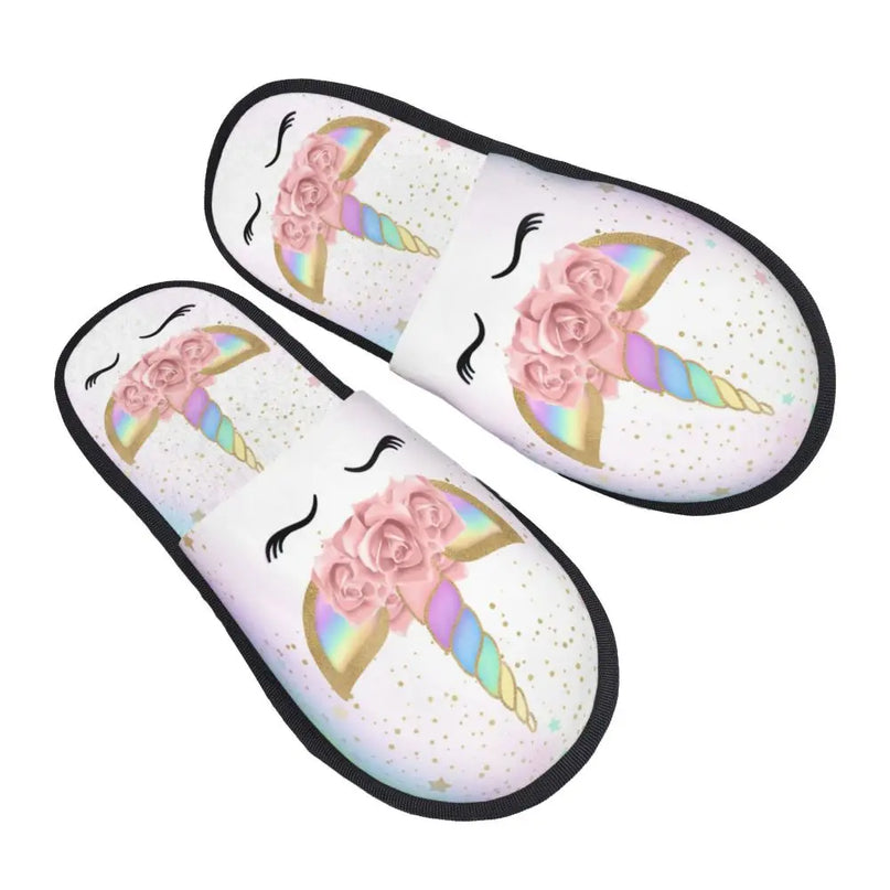 Fantasievolle Einhorn Hausschuhe für dich!