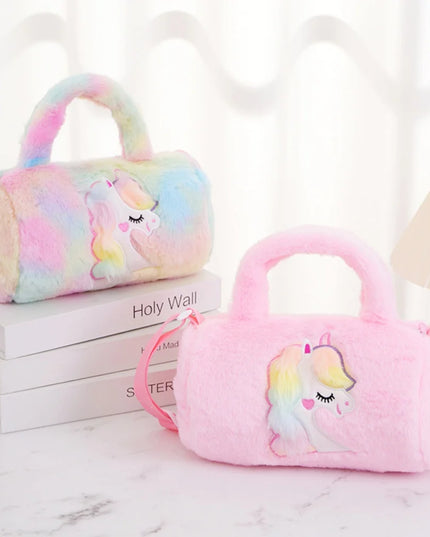 Deine Einhorn Umhängetasche im Plüsch-Look!