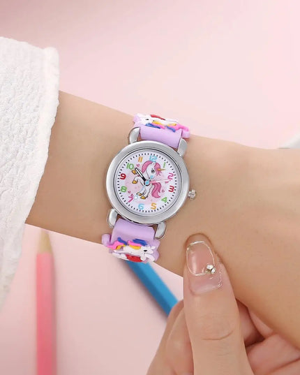 Deine stylische Einhorn Uhr in bunten Farben