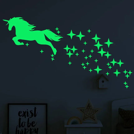 Leuchtendes Einhorn Nachtlicht Wandsticker Set mit Sternen, die im Dunkeln glimmen, für Kinderzimmer