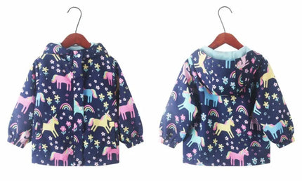 Deine fröhliche Einhorn Jacke für alle Fälle!