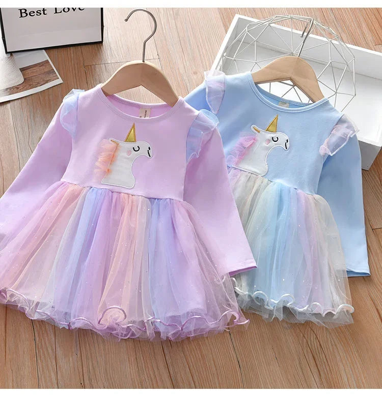 Dein bezauberndes Einhorn Kleid Lila Langarm!