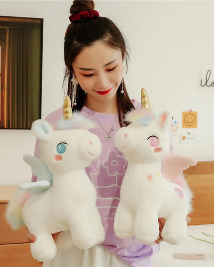 Dein kuscheliges Einhorn Kissen mit Flügeln!