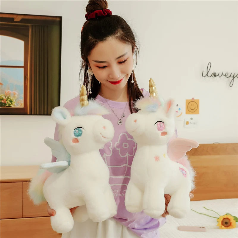Dein kuscheliges Einhorn Kissen mit Flügeln!