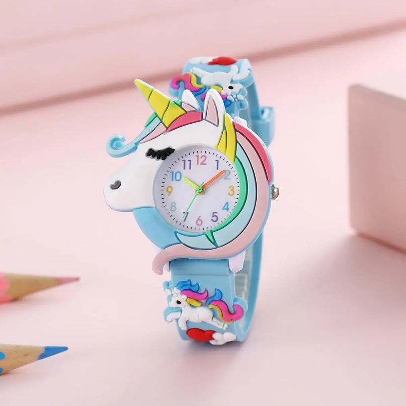 Deine magische Einhorn Uhr mit Saturn-Zauber!