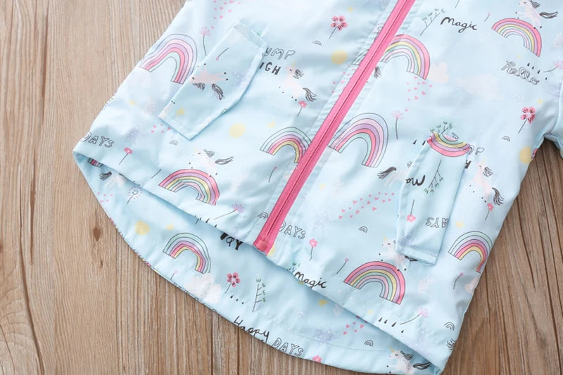 Deine bunte Regenbogen Einhorn Jacke!