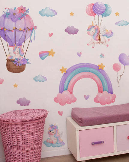Wolken Einhorn Wandtattoo mit Heissluftballon