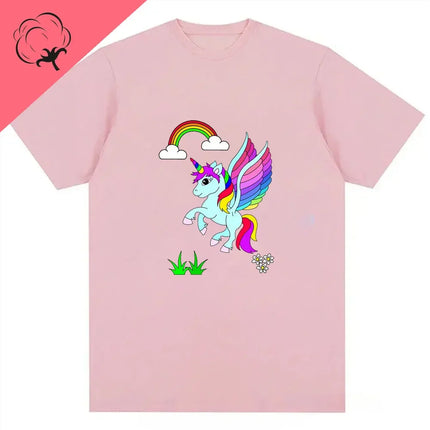 Pinkes Unisex Einhorn T-Shirt mit einer lustigen Einhorn- und Regenbogen-Grafik auf der Brust, kurze Ärmel
