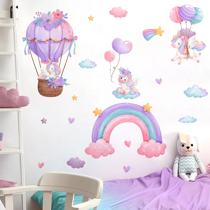 Wolken Einhorn Wandtattoo mit Heissluftballon