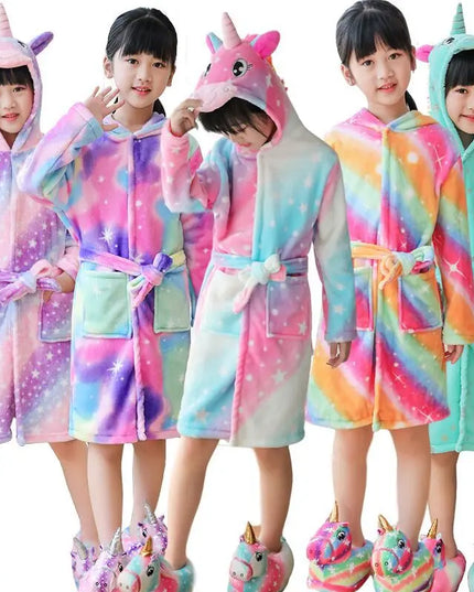 Kuscheliger Einhorn Onesie für Winterträume!