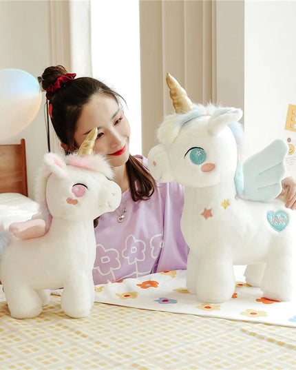 Dein kuscheliges Einhorn Kissen mit Flügeln!
